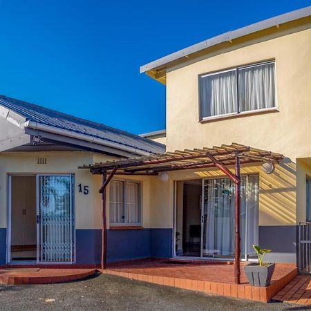 15 @ Porter Guesthouse Port Shepstone Εξωτερικό φωτογραφία